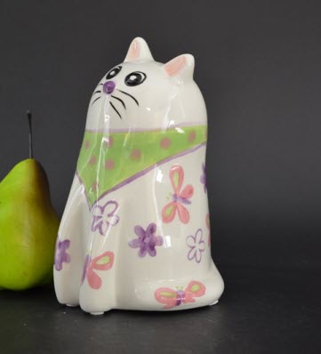 Pomme Pidou M - Spaarpot Cat Cleo, Whisker Whimsey, groene halsdoek